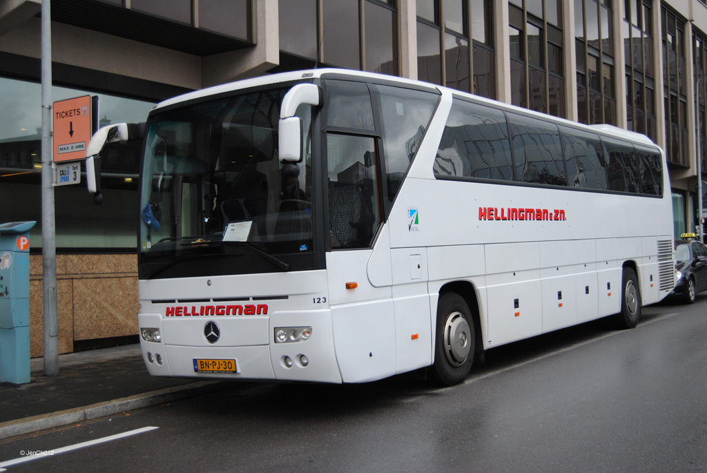 Niederlande, Mercedes-Benz O350-15RHD Tourismo Nr. 123