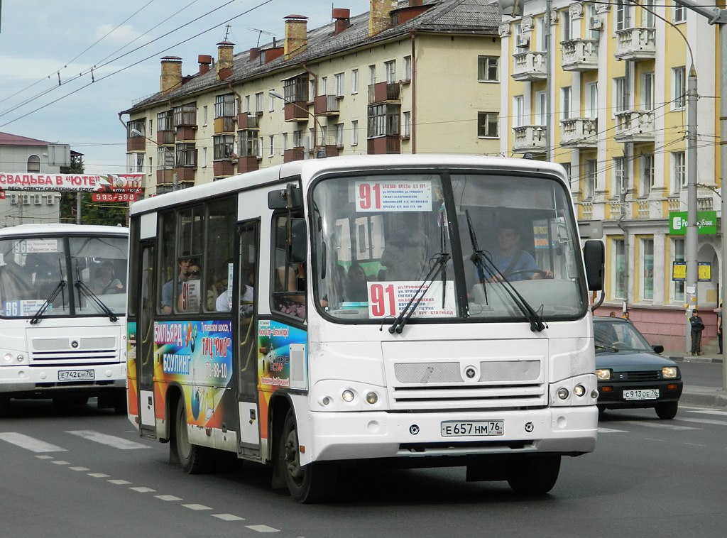 Ярославская область, ПАЗ-320402-03 № Е 657 НМ 76