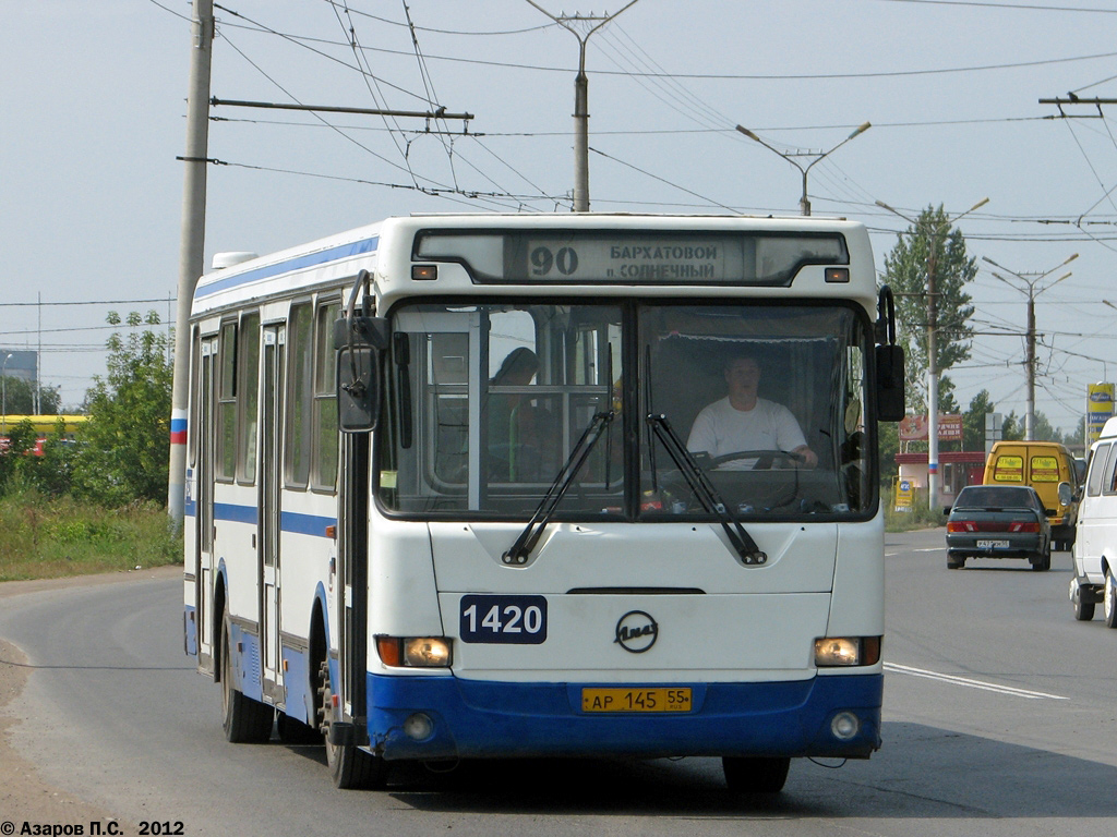 Омская область, ЛиАЗ-5256.45 № 1420