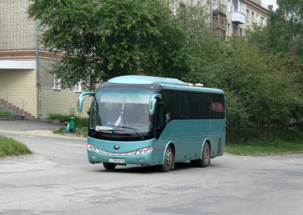 Свердловская область, Yutong ZK6899HA № С 598 ВВ 96