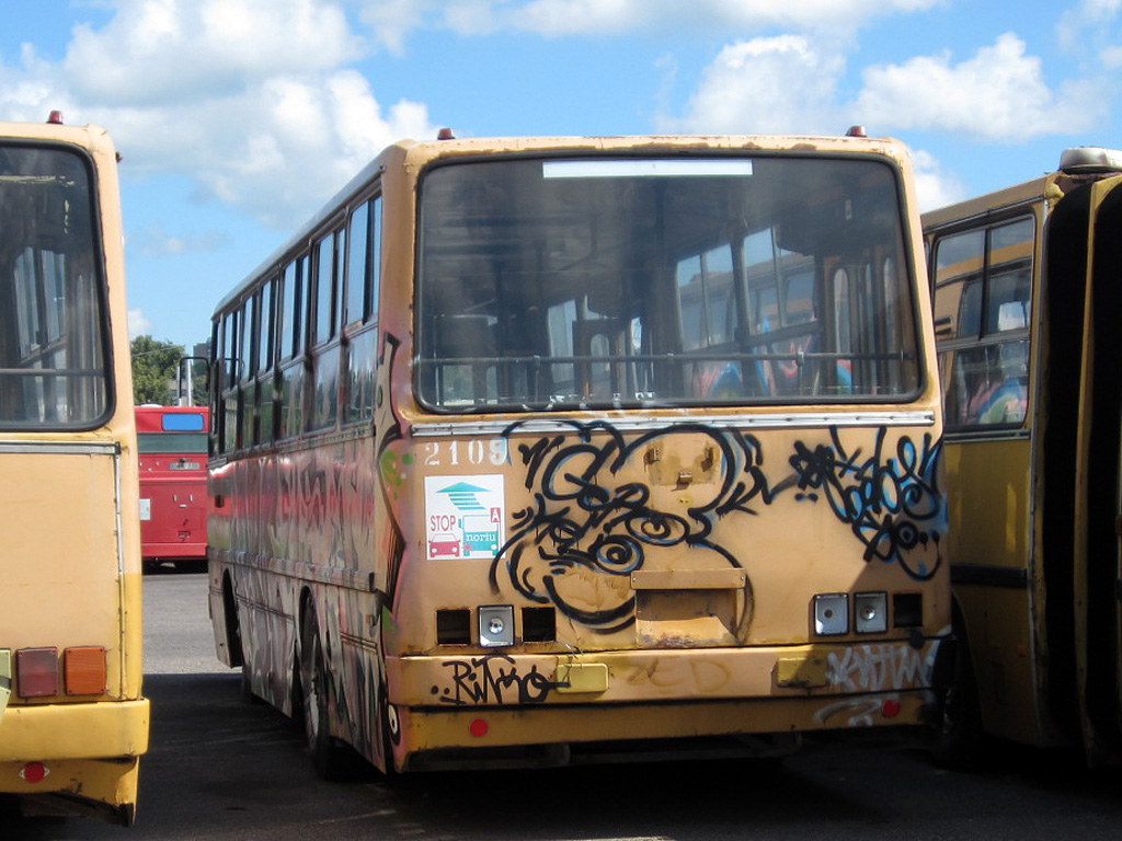 Литва, Ikarus 260.37 № 109