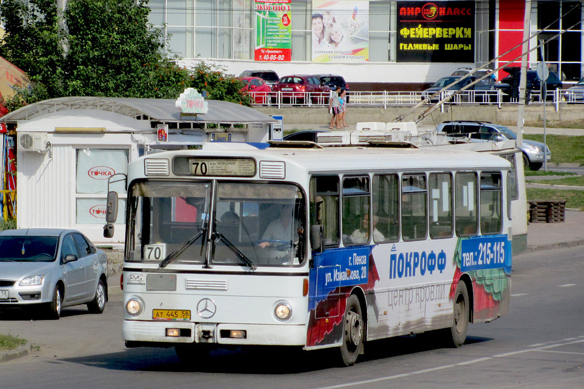 Пензенская область, Mercedes-Benz O305 № АТ 445 58