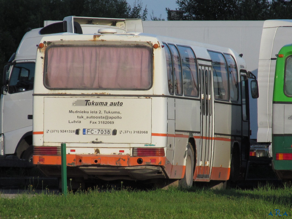 Латвия, Mercedes-Benz O303-11ÜHE № 262