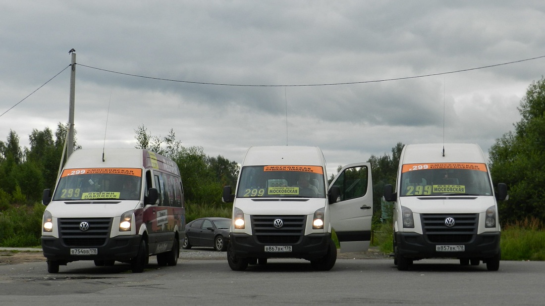 Petrohrad, BTD-2219 (Volkswagen Crafter) č. 2742; Petrohrad, BTD-2219 (Volkswagen Crafter) č. 2740; Petrohrad, BTD-2219 (Volkswagen Crafter) č. 2736