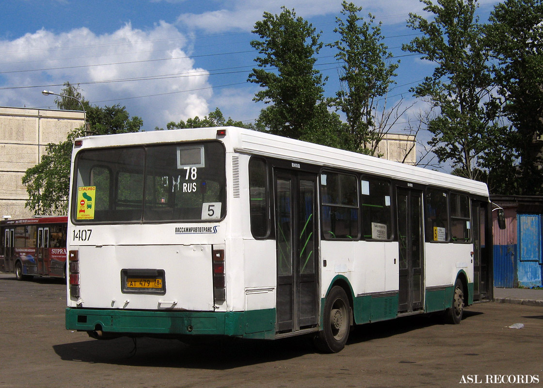 Sankt Petersburg, LiAZ-5256.25 Nr 1407