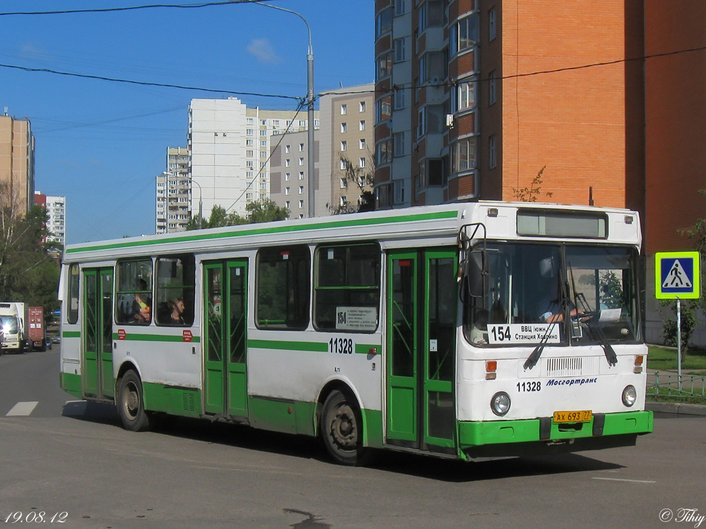 Moskva, LiAZ-5256.25 č. 11328