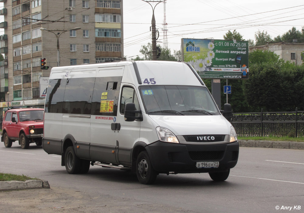 Чувашия, Нижегородец-2227UT (IVECO Daily) № В 196 ЕН 21