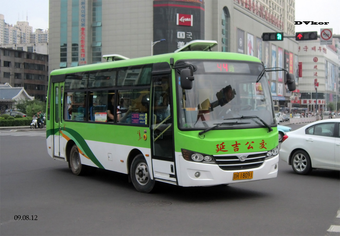 Китай, YouYi ZGT6718 № 吉H 18091