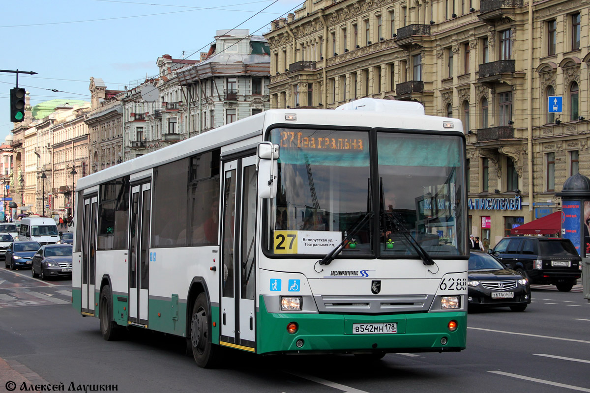 Sankt Petersburg, NefAZ-52994-40-42 Nr. 6288