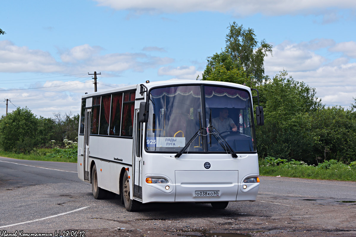 Псковская область, КАвЗ-4235-21 (2-2) № О 038 КО 60
