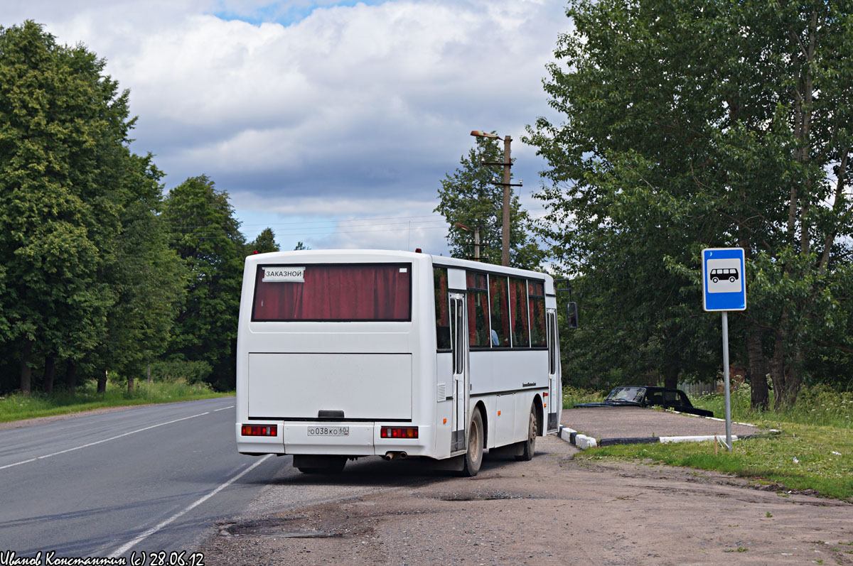 Псковская область, КАвЗ-4235-21 (2-2) № О 038 КО 60