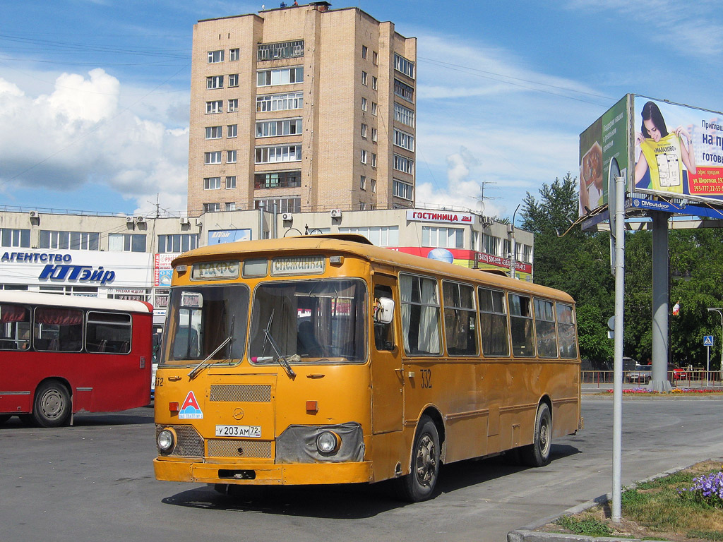 Тюменская область, ЛиАЗ-677М № 332