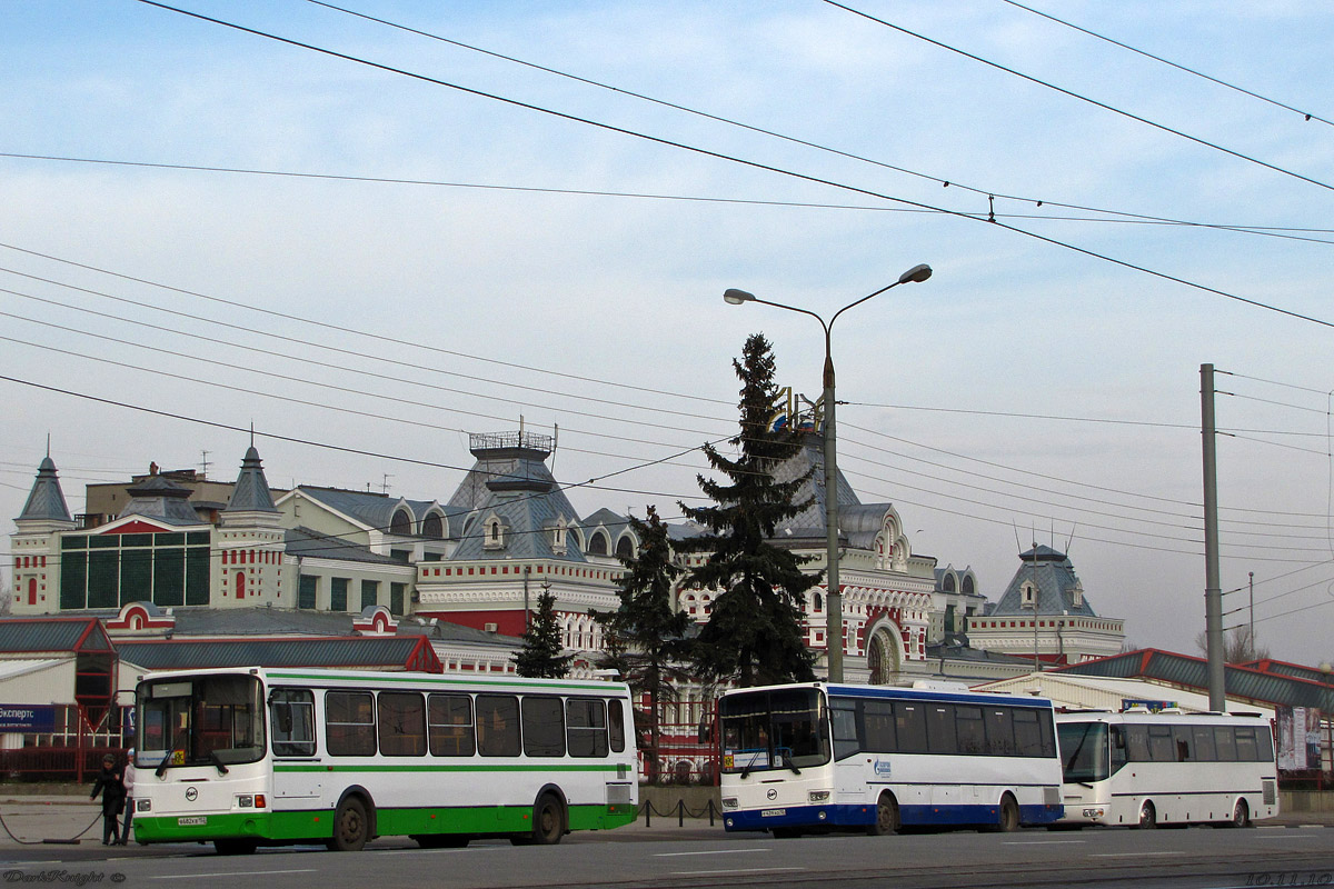 Нижегородская область, ЛиАЗ-5256.36 № В 682 КВ 152; Марий Эл, ЛиАЗ-5256.34 (ГолАЗ) № Р 439 АО 12; Нижегородская область — Разные фотографии