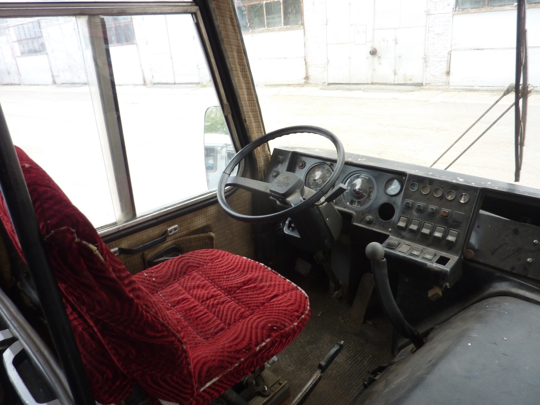 Тюменская область, КАвЗ-32784 № М 980 КН 72