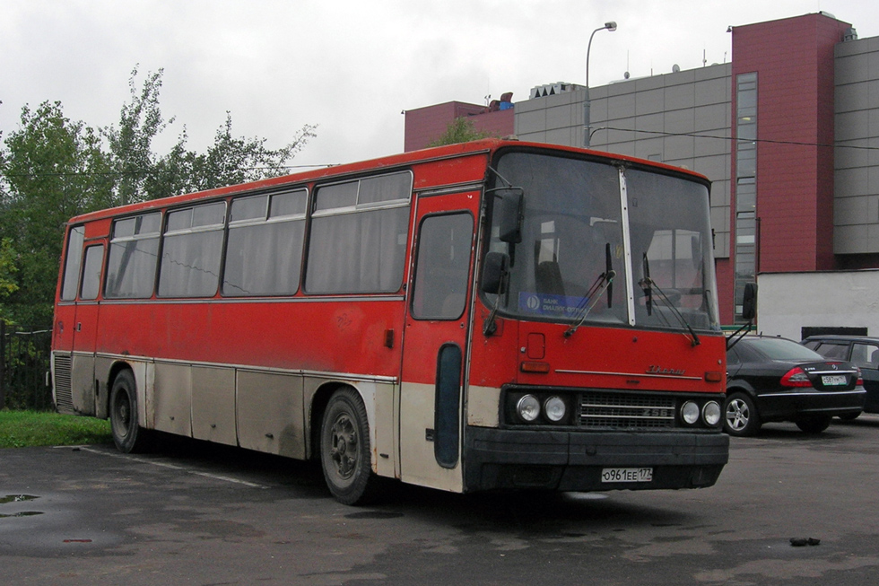 Moscow, Ikarus 256.54 # О 961 ЕЕ 177