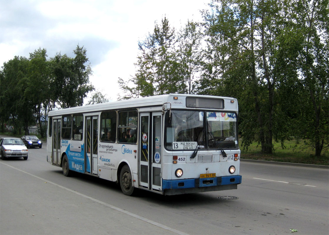 Sverdlovsk region, LiAZ-5256.40 Nr. 452
