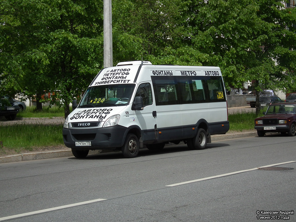 Sankt Peterburgas, Nizhegorodets-2227UU (IVECO Daily) Nr. 129