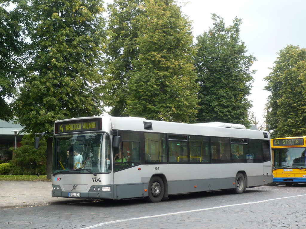 Литва, Volvo 7700 № 754