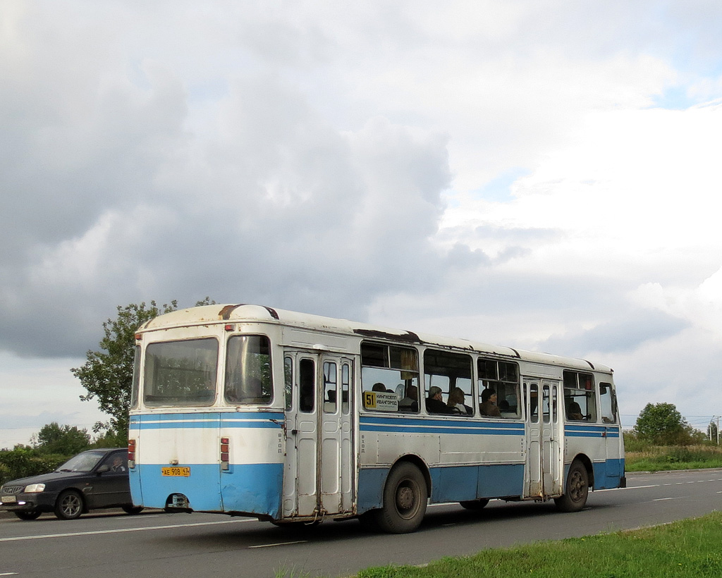 Leningrad region, LiAZ-677MB № 04233