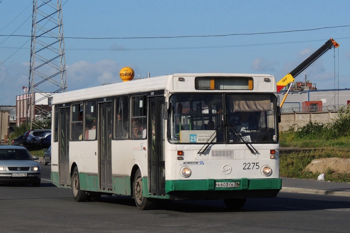 Sankt Petersburg, LiAZ-5256.25 Nr 2275