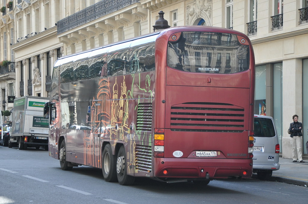 Санкт-Петербург, Neoplan PB1 N1122/3C Skyliner C № М 645 АА 178