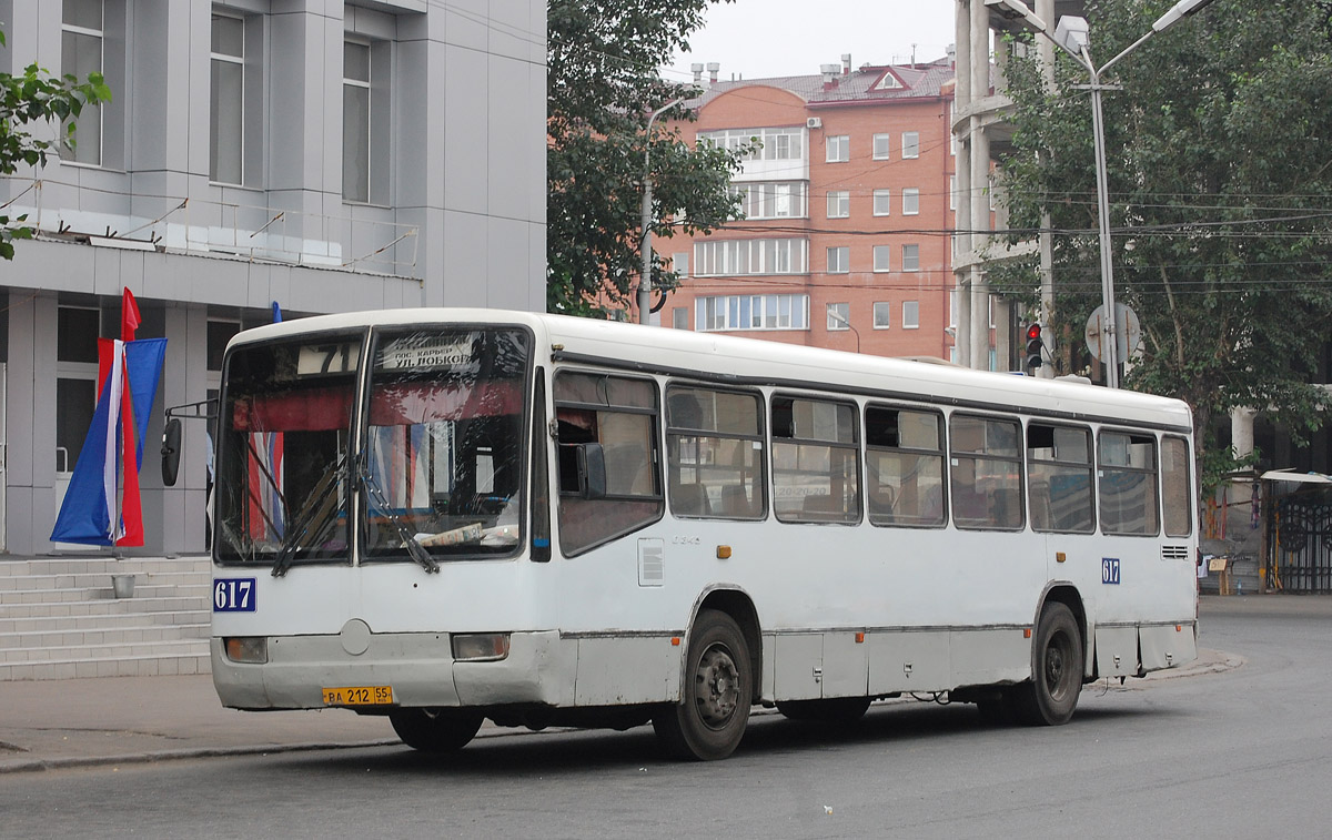 Омская область, Mercedes-Benz O345 № 617