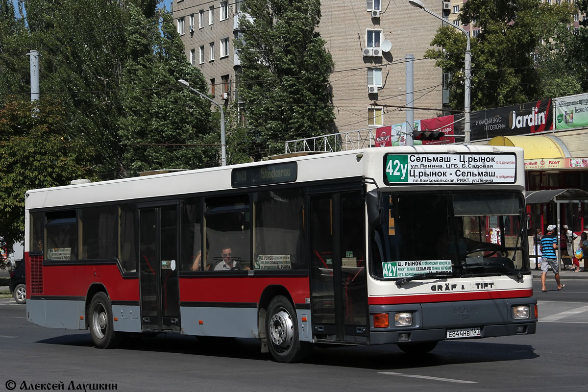 Rostovská oblast, MAN A10 NL222 (Gräf & Stift) č. 006102