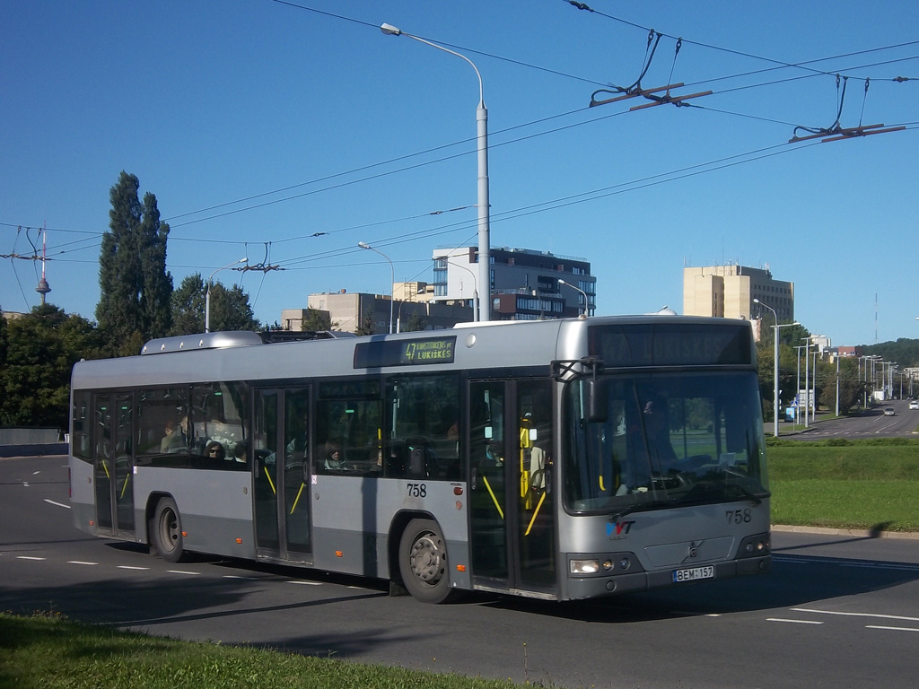 Литва, Volvo 7700 № 758