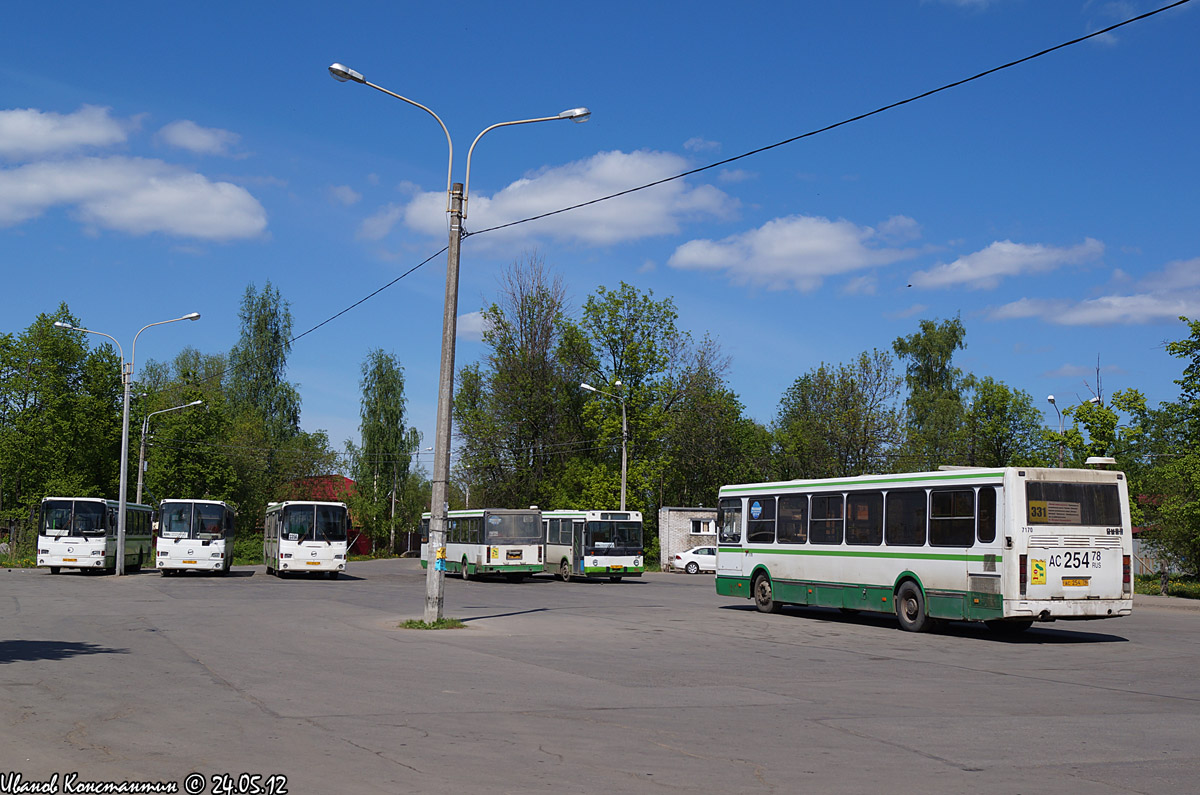 Санкт-Петербург, ЛиАЗ-5256.26 № 7170; Санкт-Петербург — Автобусные станции