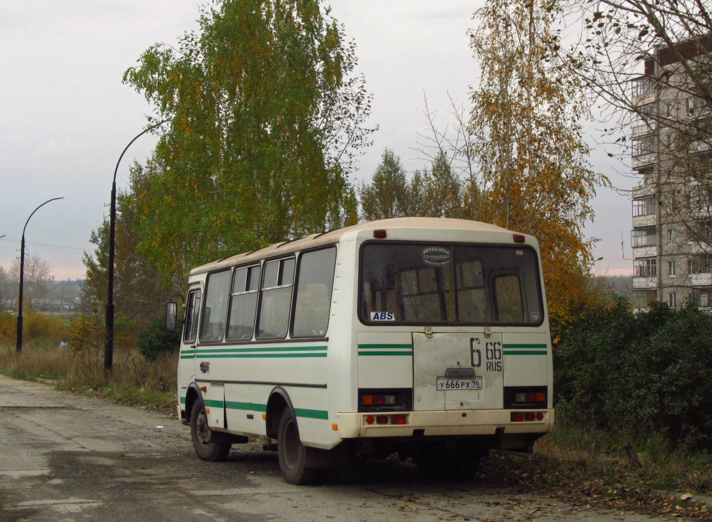 Свердловская область, ПАЗ-32053 № 305