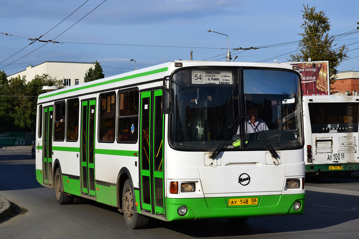 Penza region, LiAZ-5256.46 № АУ 148 58