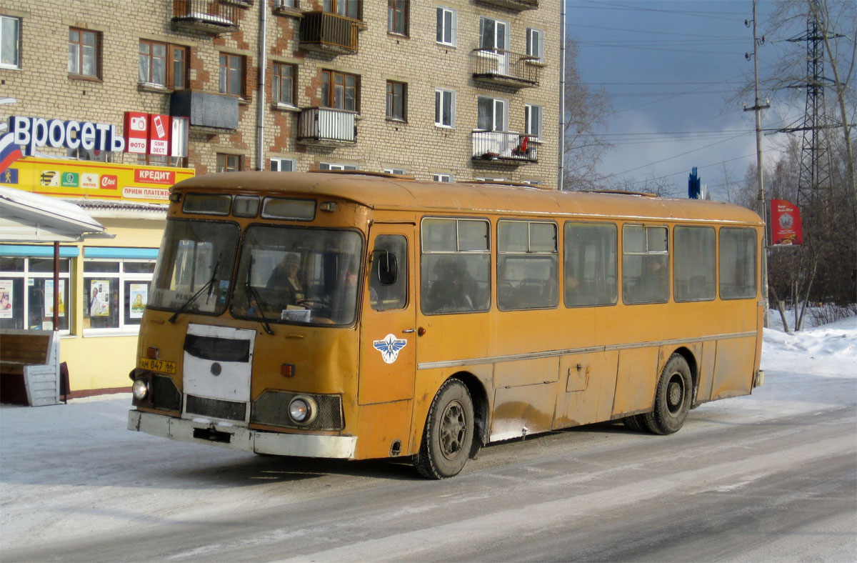 Свердловская область, ЛиАЗ-677М № 047