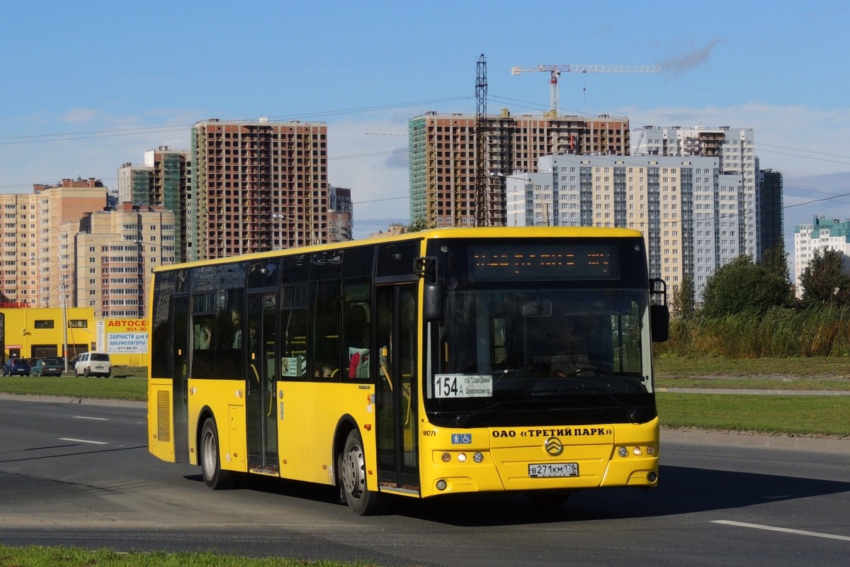 Санкт-Петербург, Golden Dragon XML6125CR № В 271 КМ 178