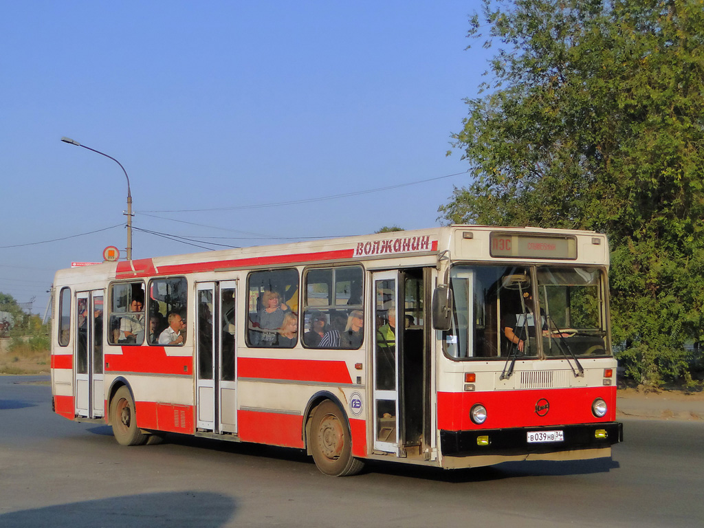 Волгоградская область, ЛиАЗ-5256.08 № В 039 НВ 34