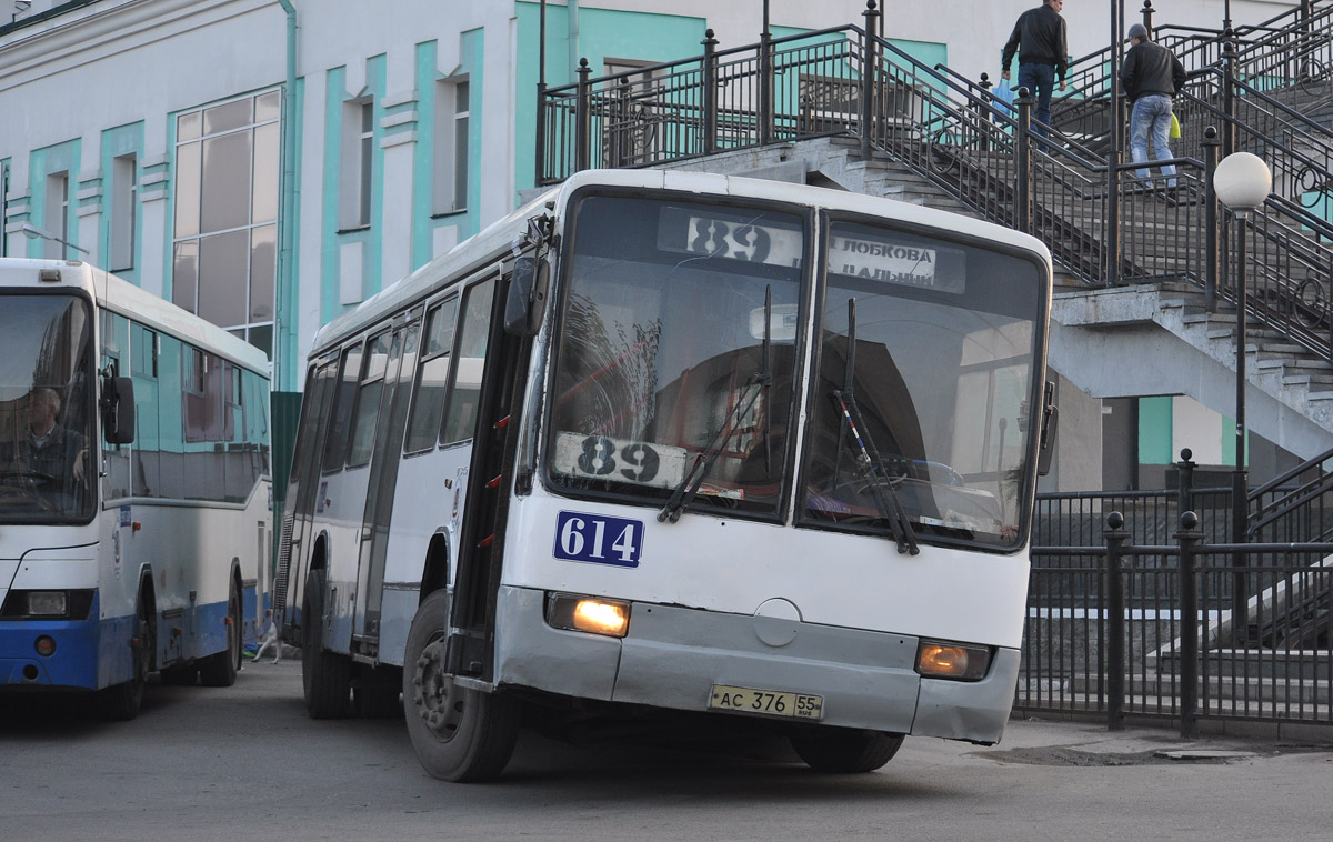 Omsk region, Mercedes-Benz O345 # 614