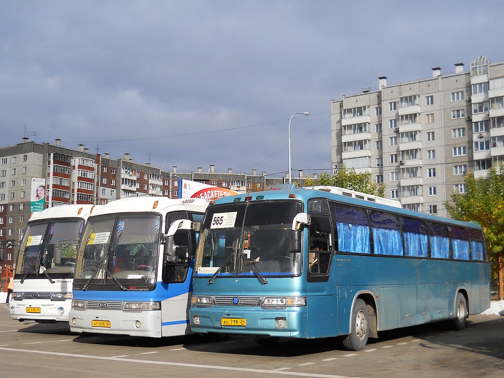 Krasnojarsko kraštas, Kia Granbird Super Premium Nr. АО 719 24