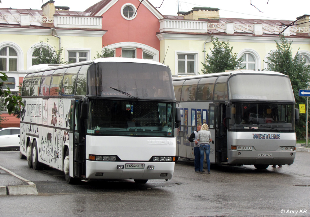 Марий Эл, Neoplan N116/3H Cityliner № Т 654 ЕВ 12; Марий Эл — Автовокзалы, автостанции и места посадки "с тротуара"