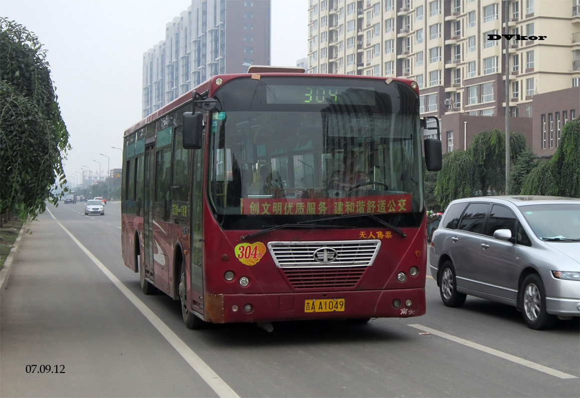 Китай, FAW Jiefang CA6105SQ9 № 吉A A1049