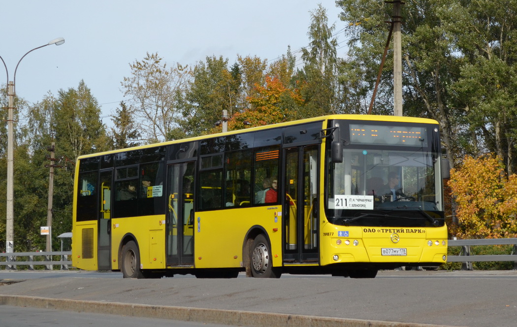 Санкт-Петербург, Golden Dragon XML6125CR № В 077 МУ 178