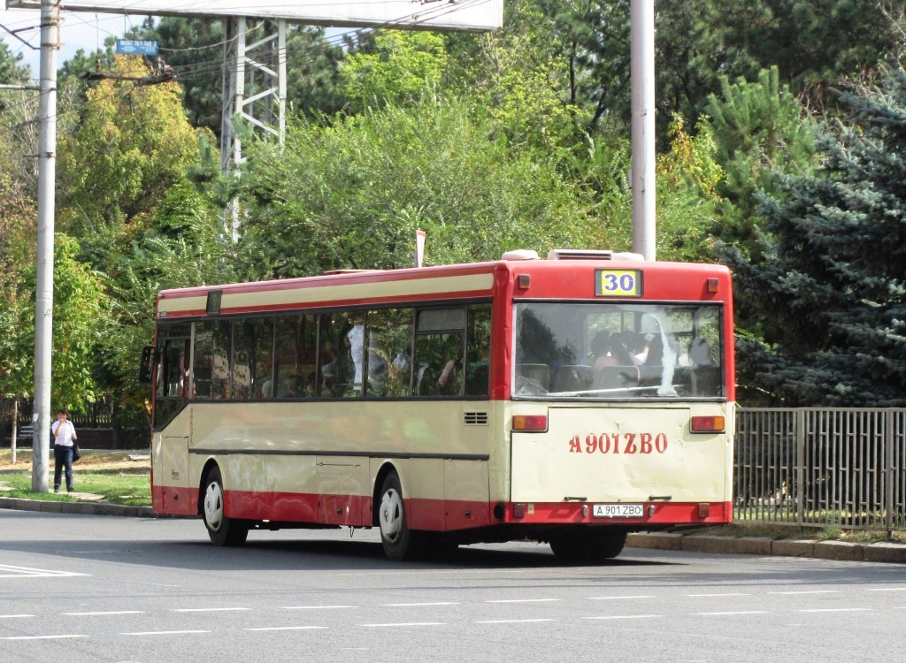 Almaty, Mercedes-Benz O405 Nr. A 901 ZBO