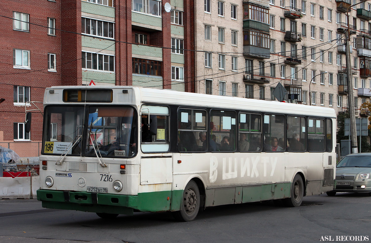 Санкт-Петербург, ЛиАЗ-5256.25 № 7216