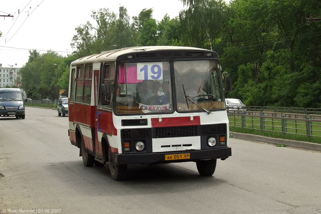 Tveri terület, PAZ-3205 (00) sz.: АК 051 69; Tveri terület — Route cabs of Tver (2000 — 2009).