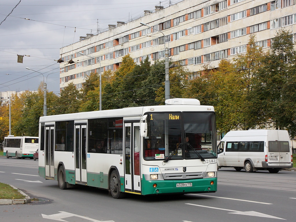 Sankt Peterburgas, NefAZ-52994-10 Nr. 2483