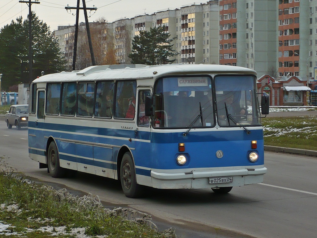 Krasnoyarsk region, LAZ-699R # В 025 ВХ 24