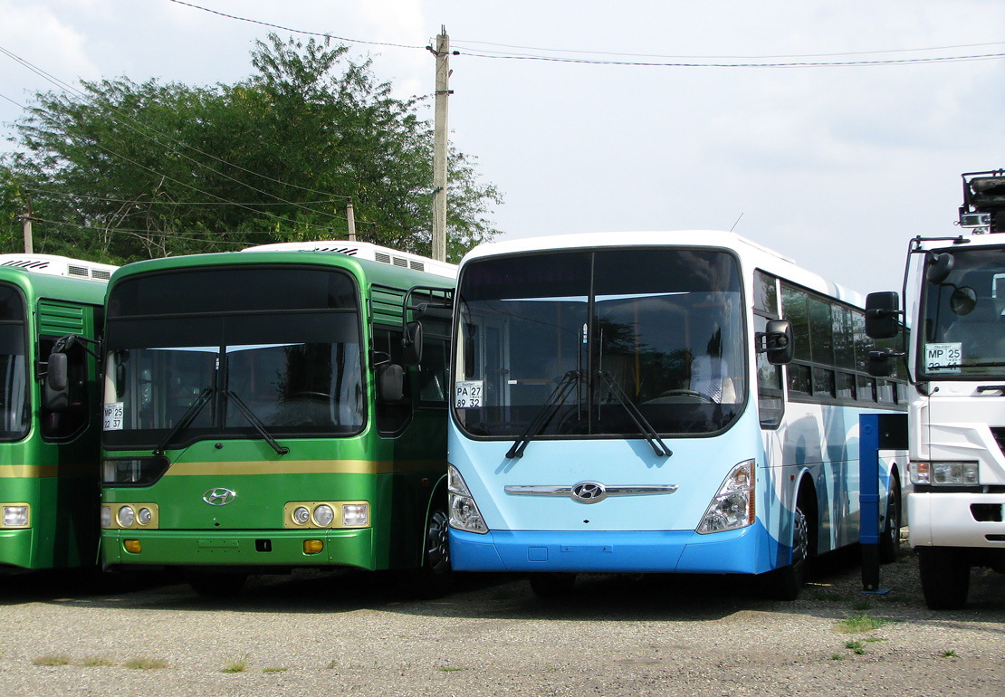 Общественный транспорт краснодар. Автобус Краснодарский край. Автовокзал Краснодарский край открытый.