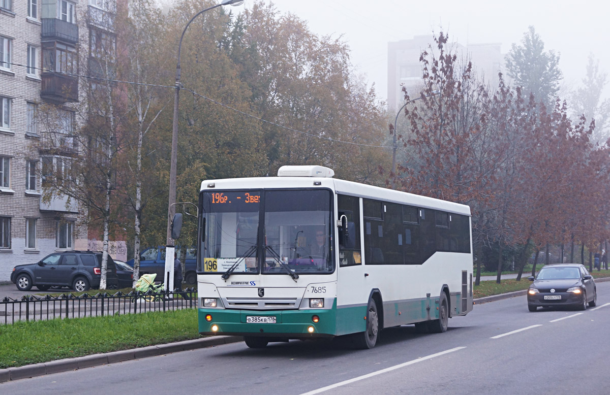 Автобусы колпино. НЕФАЗ 5299 СПБ. Автобус НЕФАЗ 5299 Санкт Петербург. 196 Автобус Колпино. Маршрут 196 автобуса Колпино.