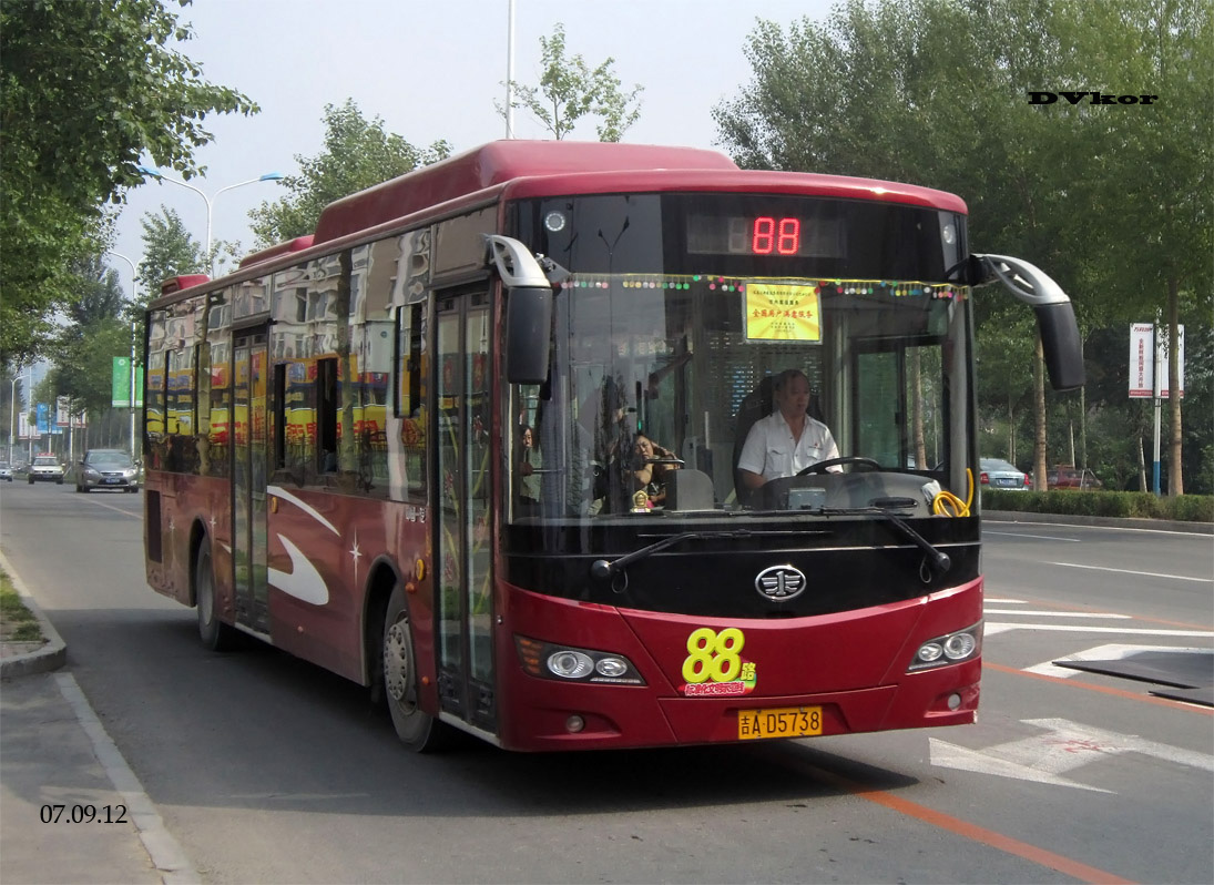 Китай, FAW Jiefang CA6125SH9 № 吉A D5738