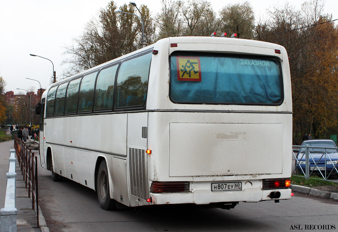 Псковская область, Mercedes-Benz O303-15RHS № Н 807 ЕУ 60