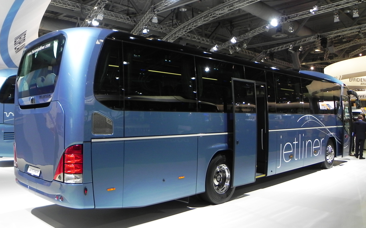 Бавария, Neoplan P26 Jetliner № M-NP 2602; Нижняя Саксония — IAA Nutzfahrzeuge 2012