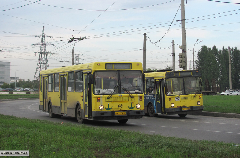 Самарская область, ЛиАЗ-5256.25 № АВ 176 63